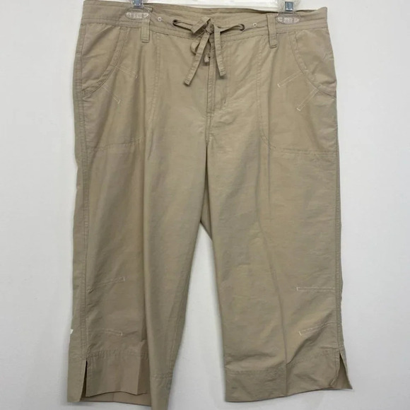 Columbia Cropped Capri Pants Women's S Beige Flower Detail Cotton / Nylon - Picture 1 of 6
